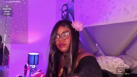         online show from 28, 9, 2025