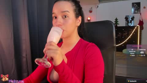 Snapshot of emilyrousex chatting on 30, 12, 2024 emilyrousex online show from 30, 12, 2024