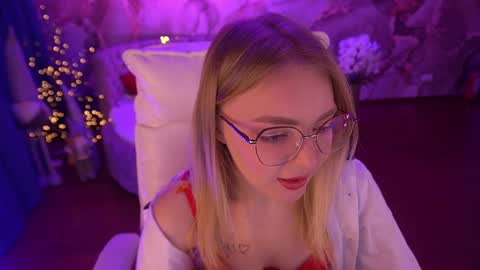 Snapshot of emilysunshines chatting on 17, 1, 2025 MY NAME IS Emily WELCOME EVERYONE I WILL BE HAPPY TO GIVE YOU WHAT YOU HAVE DREAMED OF FOR SO LONG online show from 17, 1, 2025