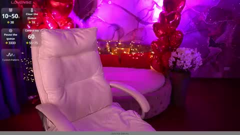 Snapshot of emilysunshines chatting on 20, 2, 2025 MY NAME IS Emily WELCOME EVERYONE I WILL BE HAPPY TO GIVE YOU WHAT YOU HAVE DREAMED OF FOR SO LONG online show from 20, 2, 2025