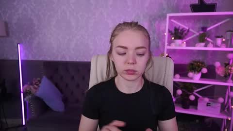 Snapshot of emilysunshines chatting on 24, 9, 2025 MY NAME IS Emily WELCOME EVERYONE I WILL BE HAPPY TO GIVE YOU WHAT YOU HAVE DREAMED OF FOR SO LONG online show from 24, 9, 2025