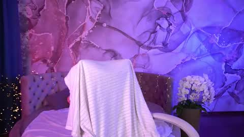 Snapshot of emilysunshines chatting on 5, 10, 2025 MY NAME IS Emily WELCOME EVERYONE I WILL BE HAPPY TO GIVE YOU WHAT YOU HAVE DREAMED OF FOR SO LONG online show from 5, 10, 2025