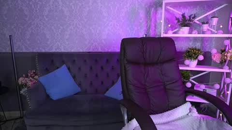 Snapshot of emilysunshines chatting on 8, 10, 2025 MY NAME IS Emily WELCOME EVERYONE I WILL BE HAPPY TO GIVE YOU WHAT YOU HAVE DREAMED OF FOR SO LONG online show from 8, 10, 2025