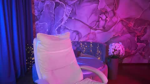 Snapshot of emilysunshines chatting on 11, 10, 2025 MY NAME IS Emily WELCOME EVERYONE I WILL BE HAPPY TO GIVE YOU WHAT YOU HAVE DREAMED OF FOR SO LONG online show from 11, 10, 2025