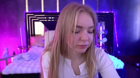 Snapshot of emilysunshines chatting on 14, 11, 2025 MY NAME IS Emily WELCOME EVERYONE I WILL BE HAPPY TO GIVE YOU WHAT YOU HAVE DREAMED OF FOR SO LONG online show from 14, 11, 2025