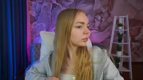 Snapshot of emilysunshines chatting on 26, 11, 2025 MY NAME IS Emily WELCOME EVERYONE I WILL BE HAPPY TO GIVE YOU WHAT YOU HAVE DREAMED OF FOR SO LONG online show from 26, 11, 2025