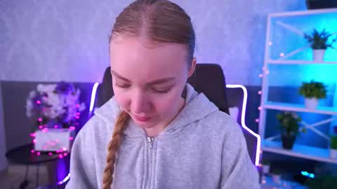 Snapshot of emilysunshines chatting on 1, 12, 2025 MY NAME IS Emily WELCOME EVERYONE I WILL BE HAPPY TO GIVE YOU WHAT YOU HAVE DREAMED OF FOR SO LONG online show from 1, 12, 2025