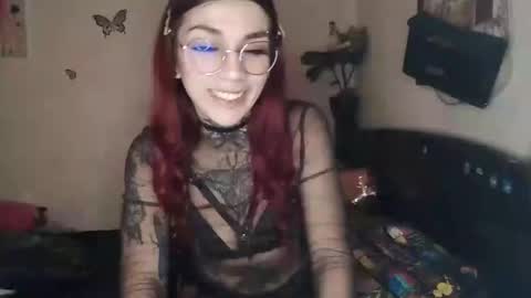 Snapshot of emilywhitee_ chatting on 26, 2, 2026 Valentina independent model online show from 26, 2, 2026