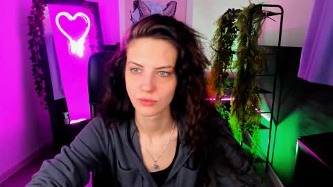 Snapshot of emilywiled chatting on 29, 1, 2025 Emily online show from 29, 1, 2025