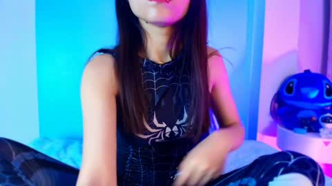 Snapshot of emilywithe_ chatting on 24, 1, 2025 online show from 24, 1, 2025
