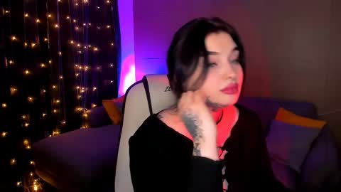 Snapshot of emilywoods_ chatting on 20, 11, 2025 Emily online show from 20, 11, 2025