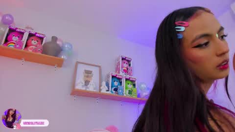 Emily Bank online show from 19, 11, 2025