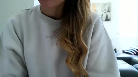 emilly online show from 14, 10, 2025