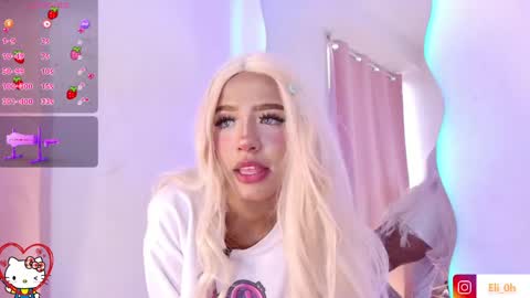 Snapshot of emilyy_queen chatting on 10, 5, 2026 Emily online show from 10, 5, 2026