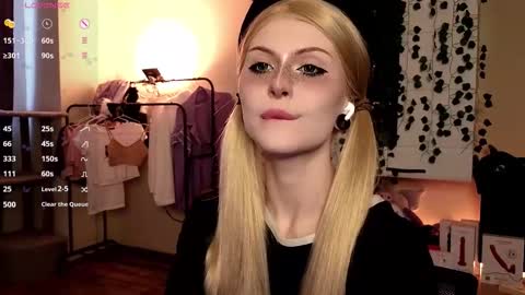 emimiy online show from 5, 10, 2025