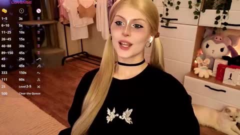 emimiy online show from 8, 10, 2025