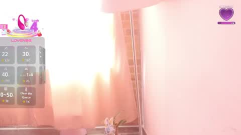 Snapshot of emitaa17228 chatting on 17, 6, 2026 emma online show from 17, 6, 2026