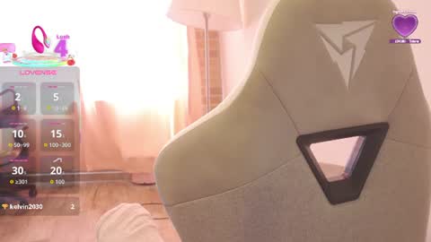 Snapshot of emitaa17228 chatting on 4, 7, 2026 emma online show from 4, 7, 2026