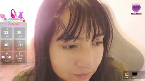 Snapshot of emitaa17228 chatting on 5, 7, 2026 emma online show from 5, 7, 2026