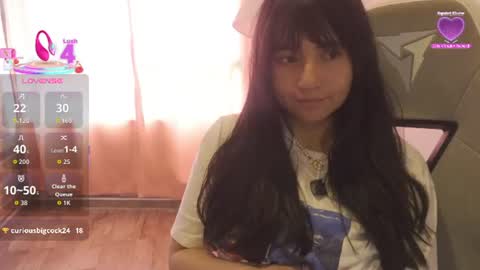 Snapshot of emitaa17228 chatting on 6, 7, 2026 emma online show from 6, 7, 2026