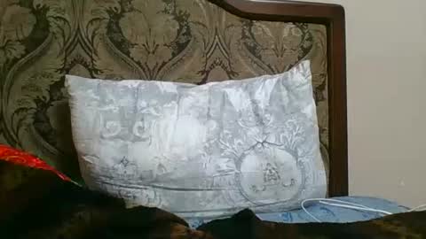 emma_991 online show from 5, 1, 2025