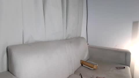 Snapshot of emma______1996 chatting on 18, 7, 2026 emma______1996 online show from 18, 7, 2026