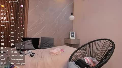 emma__rose1 online show from 2, 11, 2025