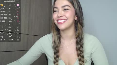 Snapshot of emma_aaa chatting on 1, 3, 2025 Rocio online show from 1, 3, 2025