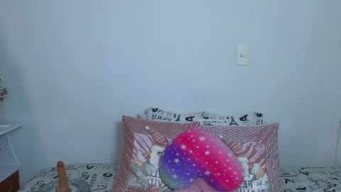 Snapshot of emma_blue_ chatting on 5, 12, 2024 Emma Blue modelo independiente online show from 5, 12, 2024
