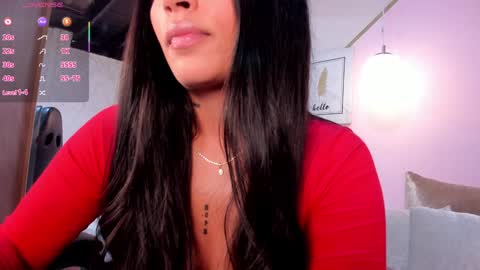 Snapshot of emma_carterr1 chatting on 7, 2, 2025 pau online show from 7, 2, 2025