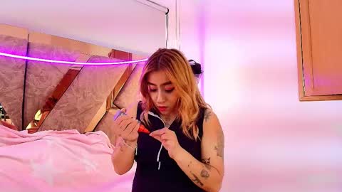 EMMA  online show from 16, 12, 2025