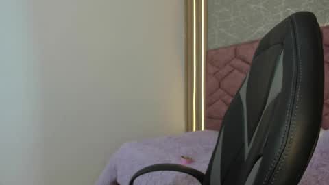 Snapshot of emma_ford1 chatting on 11, 2, 2025 Emma online show from 11, 2, 2025
