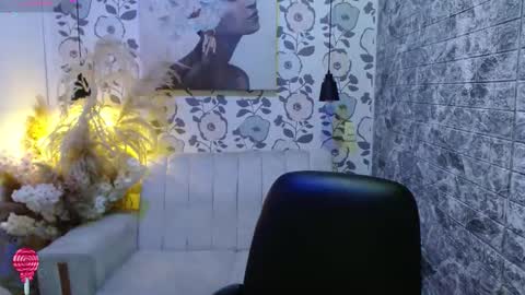 Snapshot of emma_garciaa_ chatting on 3, 3, 2026 emma online show from 3, 3, 2026