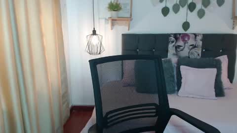 Tell me Emma online show from 9, 4, 2026