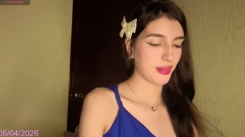 Snapshot of emma_hottson chatting on 11, 4, 2026 Emma 3 online show from 11, 4, 2026
