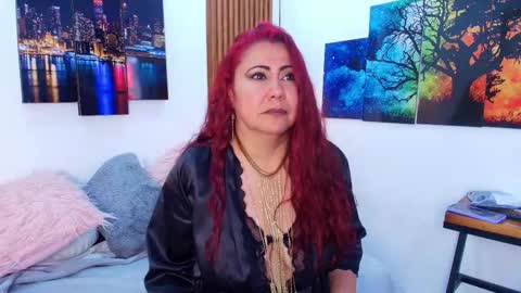 Emma 3 online show from 8, 9, 2025