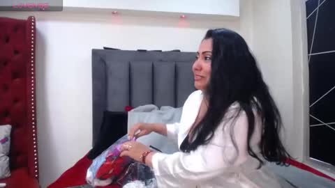 Emma 3 online show from 25, 11, 2025