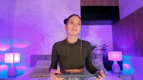 emma_jhoons online show from 29, 11, 2025