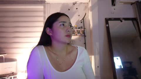 emma_johnson_ online show from 6, 12, 2024