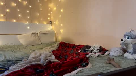 emma_just online show from 24, 1, 2025