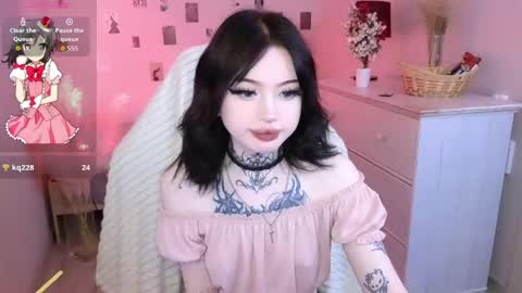 emma_kirks online show from 9, 6, 2026