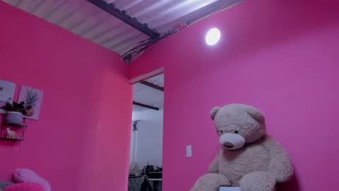 whises lits        online show from 28, 1, 2025