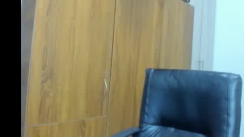 whises lits        online show from 15, 10, 2025