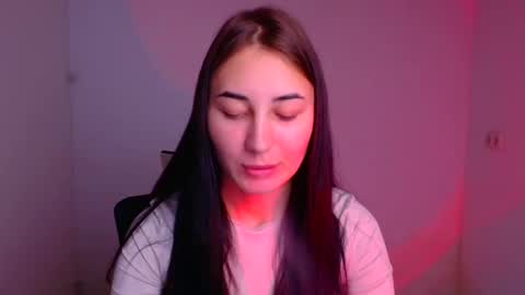 Emma online show from 12, 12, 2024