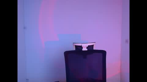 Emma online show from 4, 2, 2025