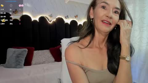 Emma  online show from 20, 10, 2025