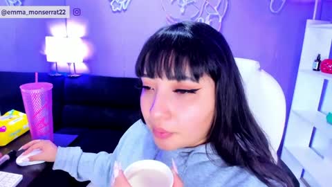 Emma Monserratt online show from 2, 4, 2026