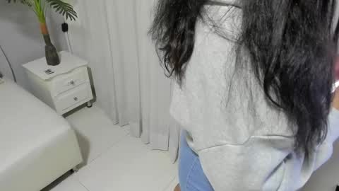 Emma Morgann online show from 12, 2, 2026