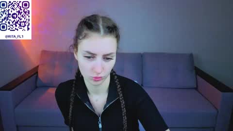 Snapshot of emma_myer chatting on 20, 4, 2026 Emma Myer online show from 20, 4, 2026