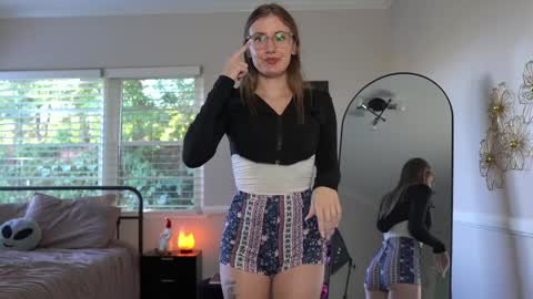 Snapshot of emma_ruby chatting on 7, 12, 2024 Emma Ruby online show from 7, 12, 2024